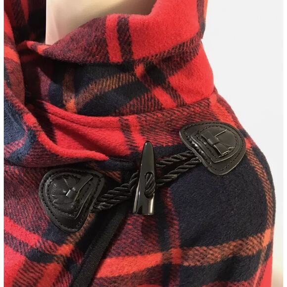 Jones New York Red Plaid Faux Fur Cape Coat One Size Cozy Winter Layer - Picture 3 of 6
